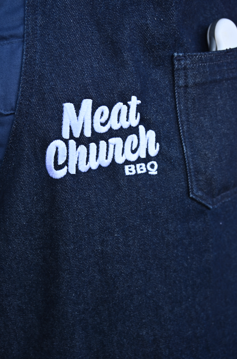 hedley-and-bennett-meat-church-apron-navy-e8 Screenshot_2024-07-03_at_2.52.19_PM.png